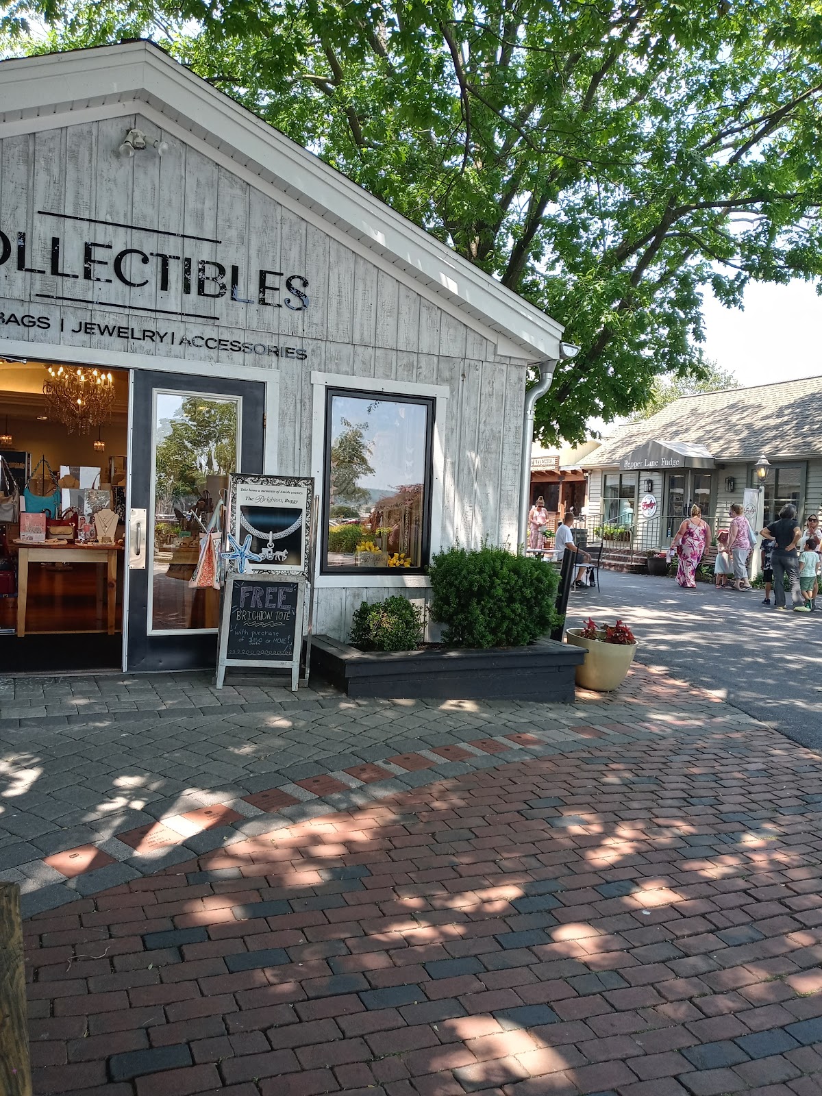 Kitchen Kettle Village - attraction in Lancaster, Pennsylvania